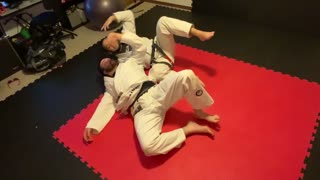 Flip the Scissor, an Effective Backup Technique for the Scissor-Sweep (closed captioned)