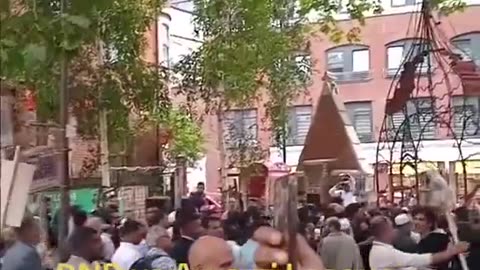 Gangs of rival illegal muslim immigrants fight in London