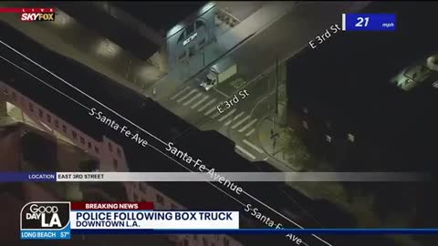 Stolen Box Truck Police Pursuit, Foot Bail and Escapes Into A Tunnel?