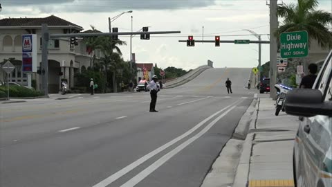 ASSASSINATION ATTEMPT Raw Video Donald Trump motorcade in West Palm Beach, Florida,