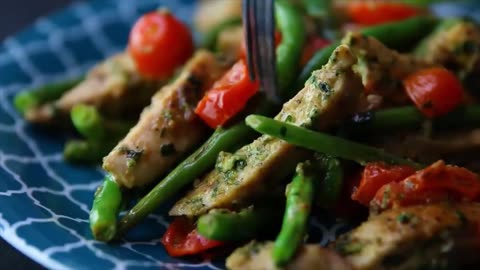 Healthy Chinese Beef Stir-fry & Chicken Warm Salads (2 Ways)