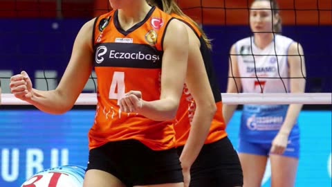 Beyza Arıcı: A Stellar Middle Blocker for Eczacıbaşı VitrA and the Turkish National Team