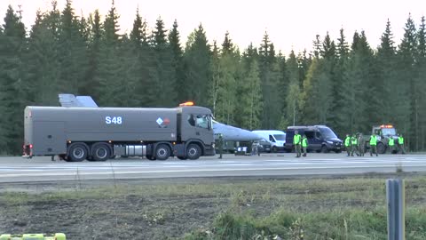 F-18D Hornet hot refueling on the highway