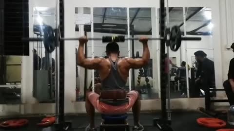 Shoulder Press In Smith Machine