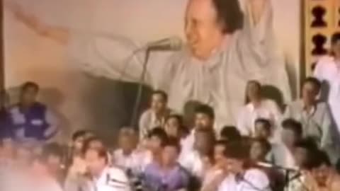 Rahat Fateh Ali Khan in the jinaza of Ustad Nusrat Fateh Ali Khan