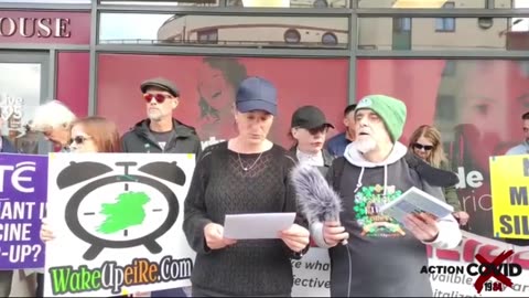 On the 26th of July 2024 WakeUpéiRe volunteer Dierdre Speaks outside Limerick95fm Radio Station.