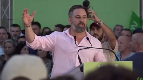 Abascal: Gracias a VOX se puede "escolarizar" en "español" en Baleares y Comunidad Valenciana (4)