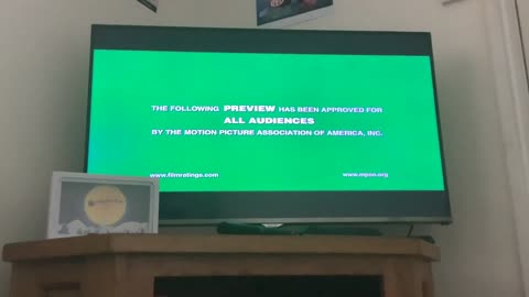 Opening to: Phineas and Ferb: The Daze of Summer (US DVD)