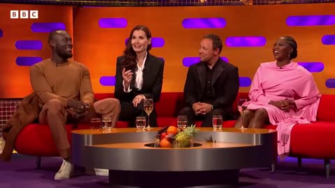 Geena Davis reveals why Brad Pitt was cast in Thelma & Louise 😍 _ The Graham Norton Show - BBC