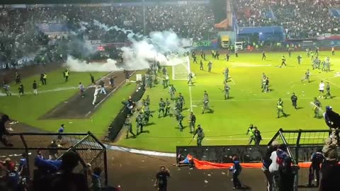 127 people killed, 180 injured in riot at football stadium in Indonesia, police say