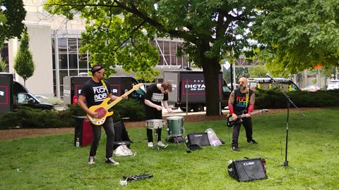 Godawful CuckRock Band Vs. ChristCuck Street Preachers #rnc #milwaukee