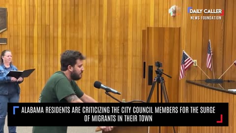 MUST-SEE: Alabama Residents Criticize City Council Members for the Surge of Migrants in Their Town