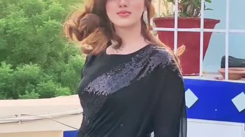 Jannat mirza Black sari beautiful TikTok