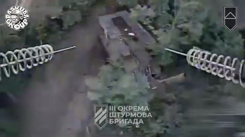 The enemy is advancing on the flanks in the Kharkiv Region: video of the defeat