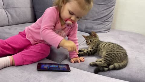 Cute Baby and Kitten Watching Cartoons! [CUTENESS OVERLOAD]