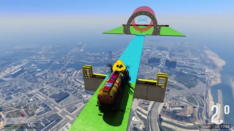 "¡CHOCAMOS con SUPER AUTOS en el AIRE! 😱🚒 ¡CARRERA IMPOSIBLE DE CHOQUES! 🚨 | MIKECRACK GTA 5 Online"