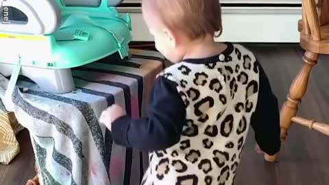 Funny baby dancing video