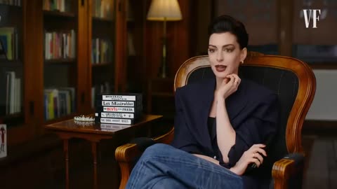 Anne Hathaway Rewatches The Princess Diaries, The Devil Wears Prada & More