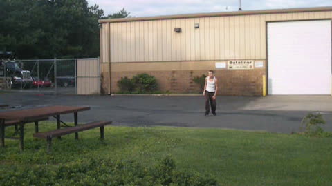 PICNIC TABLE KONG - Outdoor Parkour Freerunning