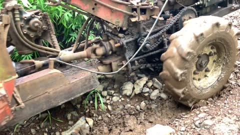 2 bridges carry bananas in the rainy season extremely difficult