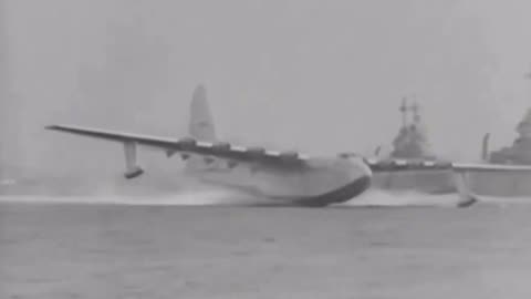 Rare footage of Howard Hughes' "Spruce Goose" plane during its first and only flight in 1947