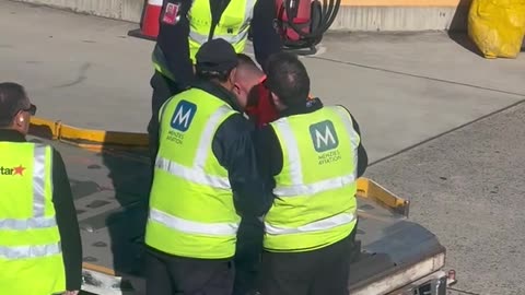 Bizarre Incident Aboard Jetstar Plane at Melbourne Airport