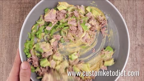 Keto Curry Spiked Tuna And Avocado Salad