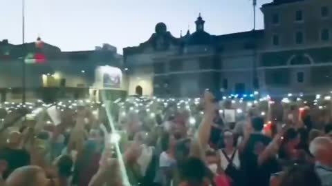 Major Anti-Vax rally in Rome