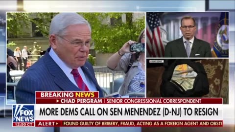 Gold Bars Menendez is still getting Intel briefings