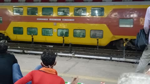 Indian train double tracker