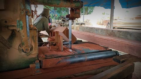 Red Meranti Wood Chantic Form, Sawn On A Bandsaw42