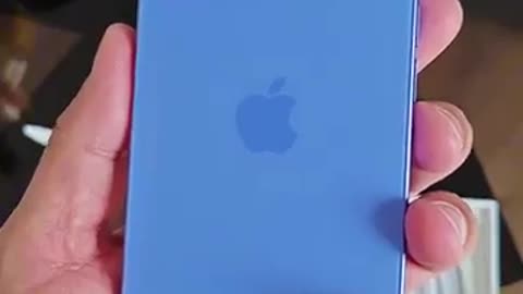 #iphone16 #unboxing #iphone #iphone16unboxing #ytshorts #iphone16specs #shortsfeed #youtubeshorts