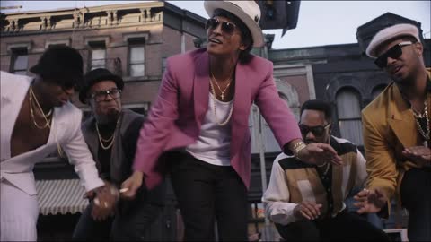 Mark Ronson Ft. Bruno Mars : Uptown funk