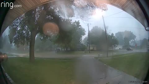 Huge Storm Splits Tree in Two