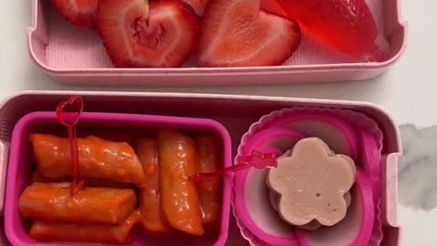 Let's make some lunch for my kids! ~ Barbie-themed #bentobox 💕