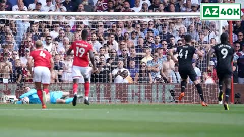 Dean Henderson Pounds The Ground After Conceding 4 Goals vs Leicester City