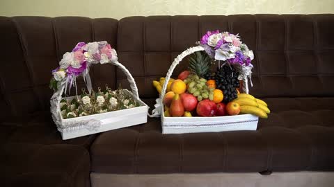 footages fruits wedding baskets souvenirs delicate flowers