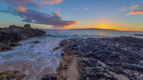 8 HOURS 4K SUNSET OVER TROPICAL BEACH VIEWS