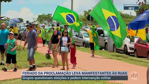 Manifestantes foram às ruas em pelo menos 15 capitais | SBT Brasil