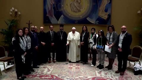 Pope meets relatives of Israeli hostages and Palestinians