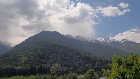 Slow MOUNTAIN LIFE in MANALI Himachal Pradesh INDIA