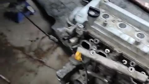 Disassembly and repair of large engine