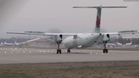 Air Canada Express Dash-8 Q400 Close-Up Takeoff