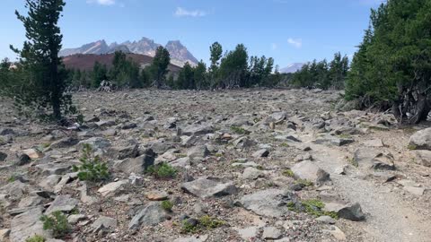 Central Oregon - Three Sisters Wilderness - Alpine Tundra with Broken Top Views! - 4K