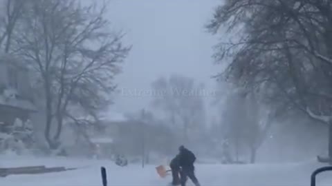 Snow Apocalypse in the USA! Historic snowfall hits New York!