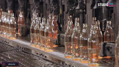 HOW IT'S MADE GLASS BOTTLE ? Manufacturing Process Of Glass Bottle