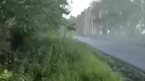 Ukrainian troops ambush Russian truck