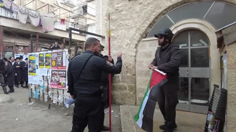 ANTI ZIONIST JEWISH COMMUNITY FLYING PALESTINIAN FLAG IN JERUSALEM