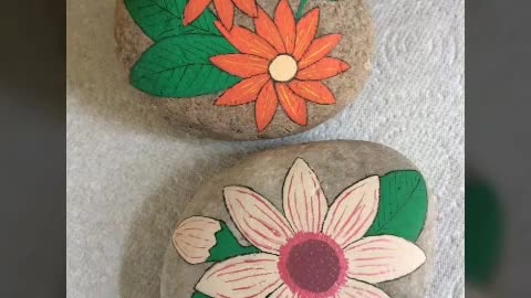 very pretty autumn rock stone painting ideas