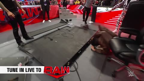 WWE@sanbenito just got chokeslammed through the WWERaw announce table on RawAfterMania!